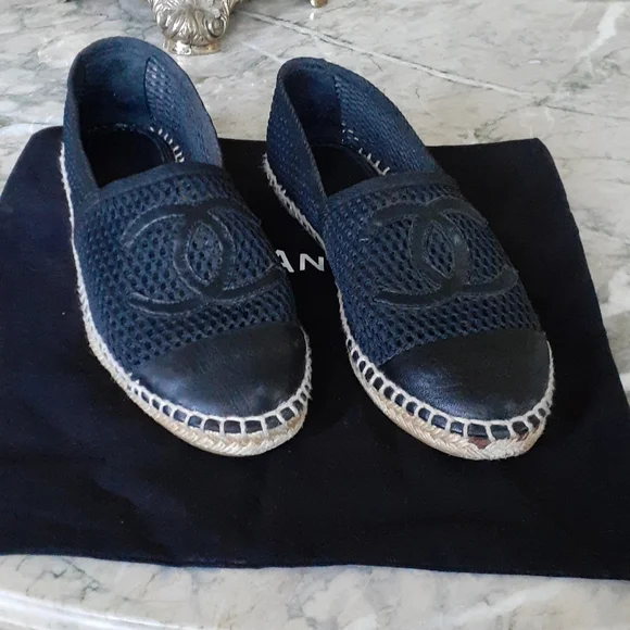 Chanel shoes - Picture 4 of 12